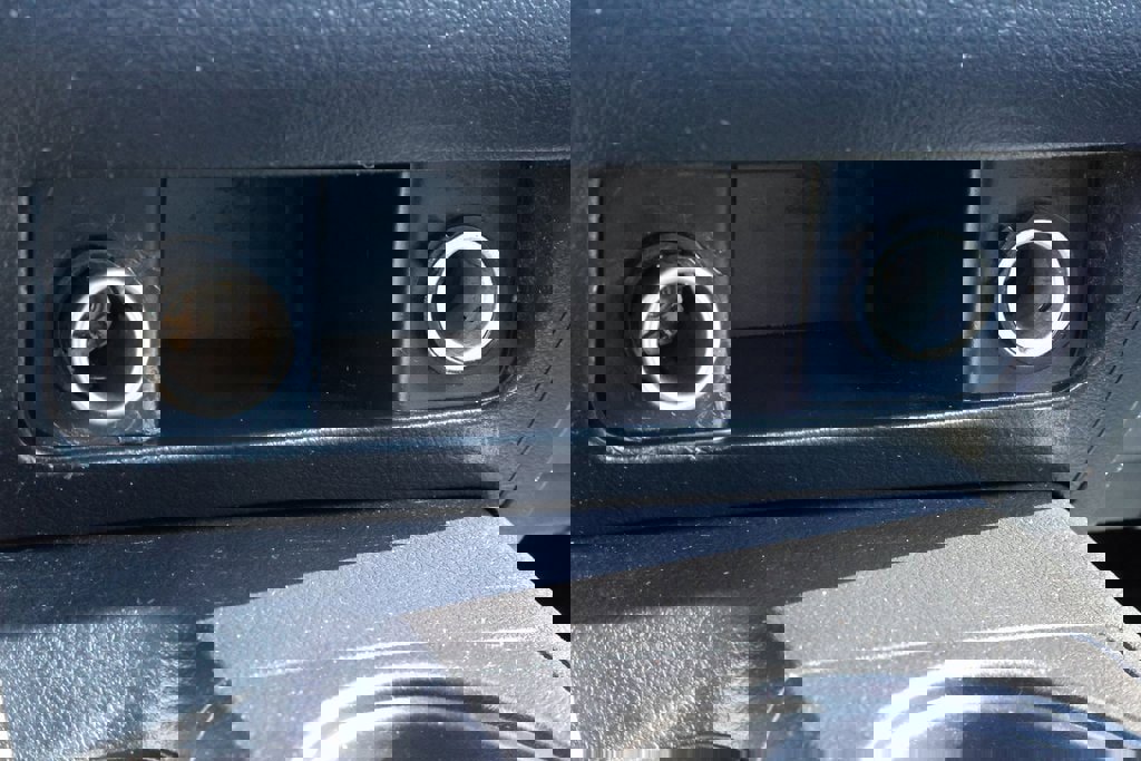 Used 2015 Toyota Sequoia Limited image 35