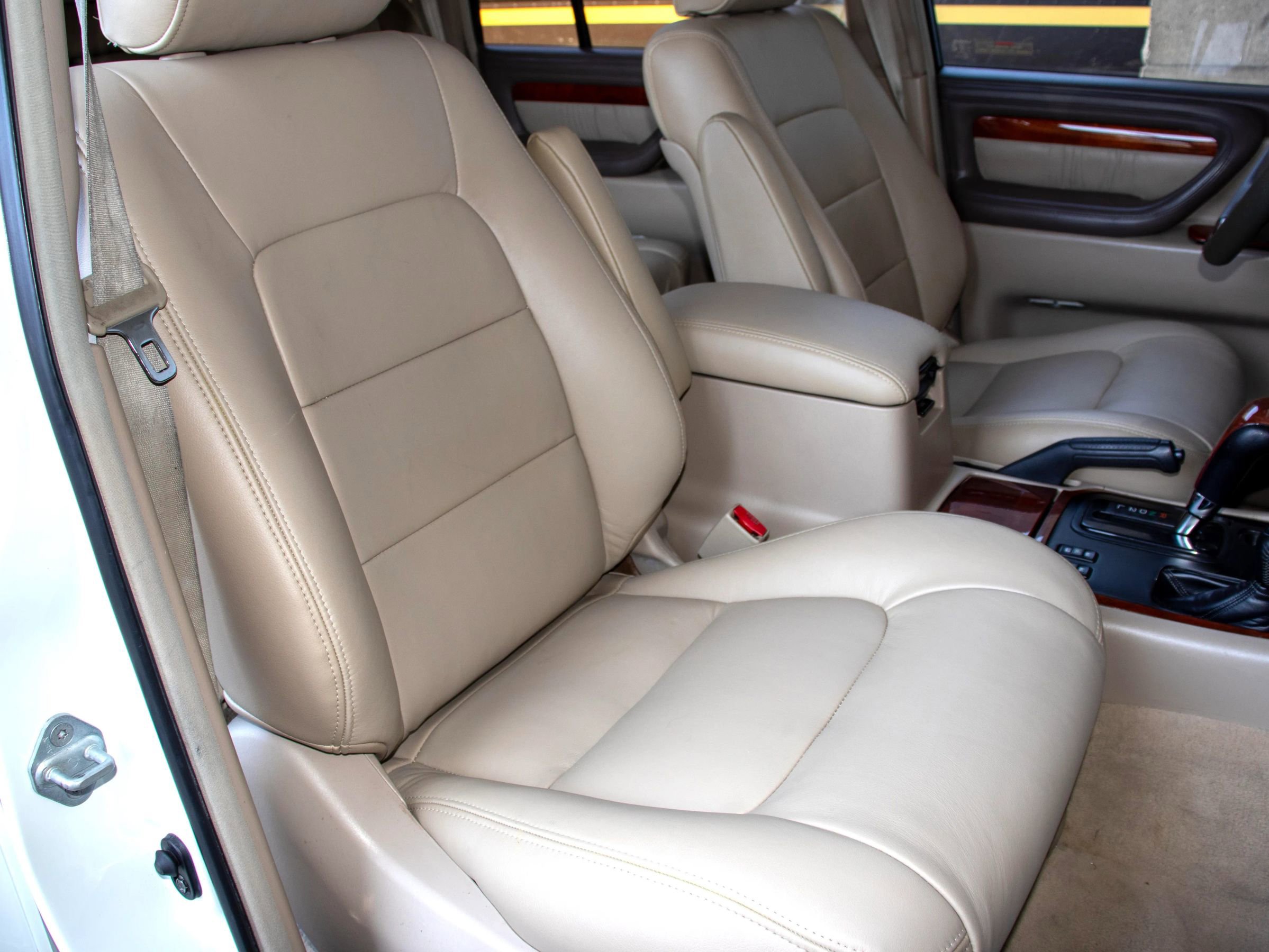 Used 2001 Lexus LX 470 4WD image 15