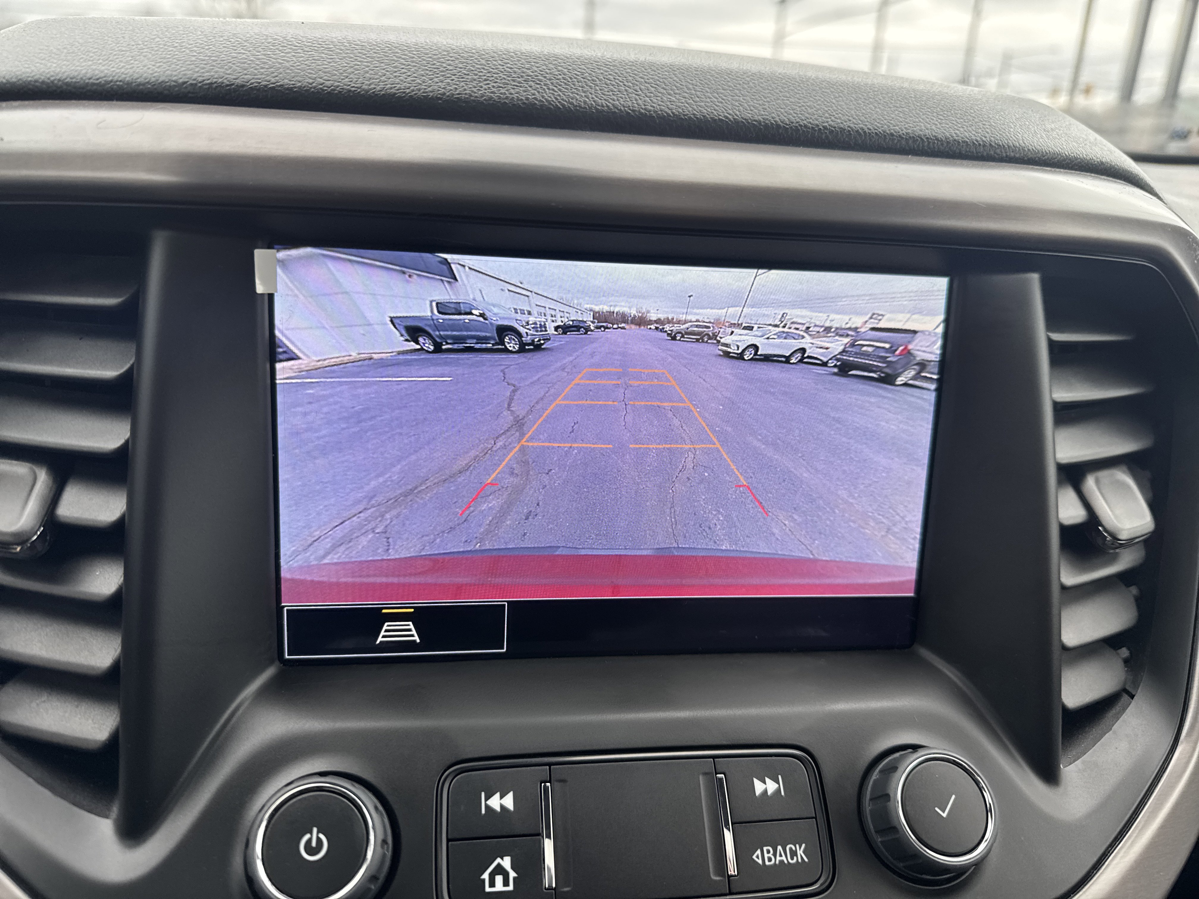 Used 2023 GMC Acadia AT4 w/ Preferred Package image 27