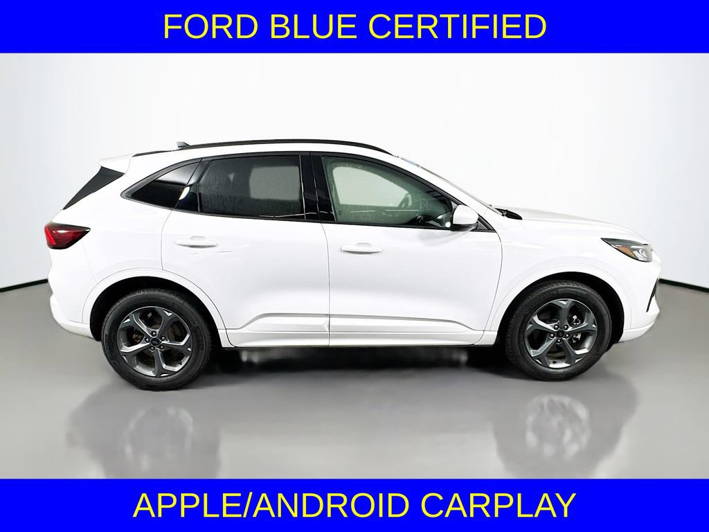Certified 2023 Ford Escape ST-Line Select AWD/4WD image 6