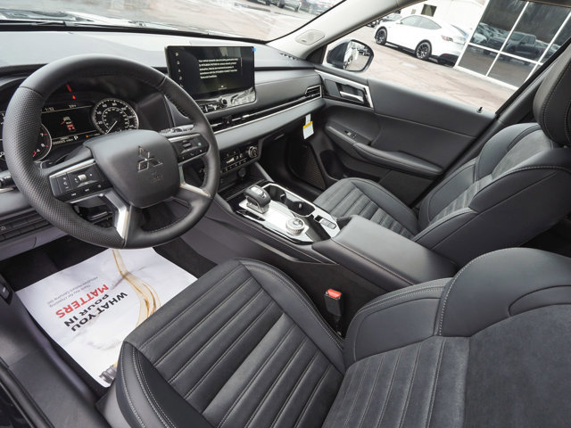New 2026 Mitsubishi Outlander SE AWD/4WD image 16