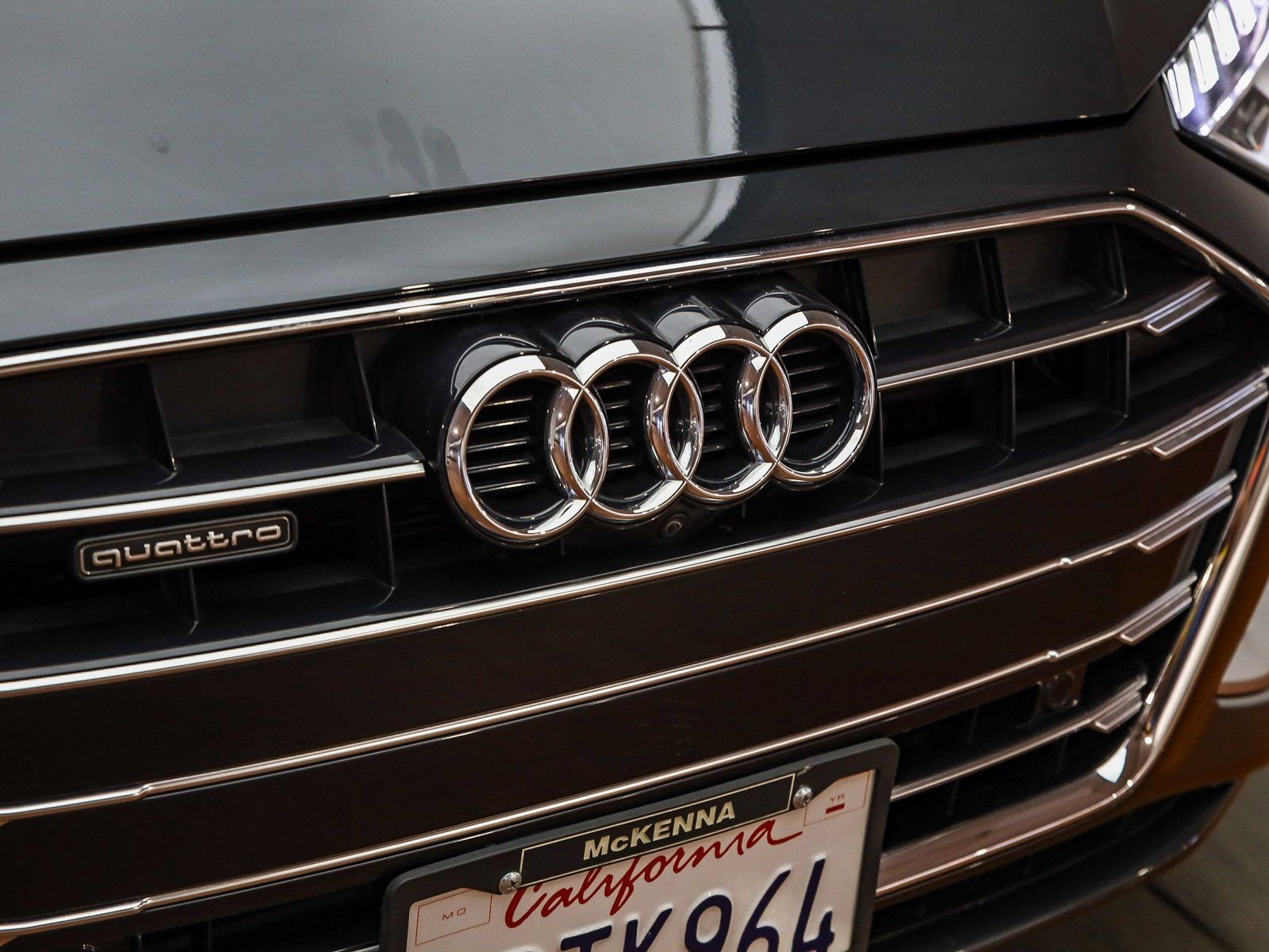 Used 2022 Audi A4 2.0T Premium Plus w/ Premium Plus Package image 6