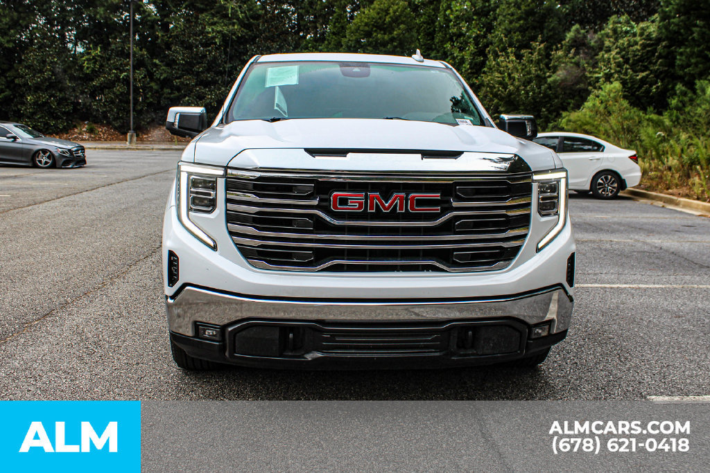 Used 2025 GMC Sierra 1500 SLT RWD image 9