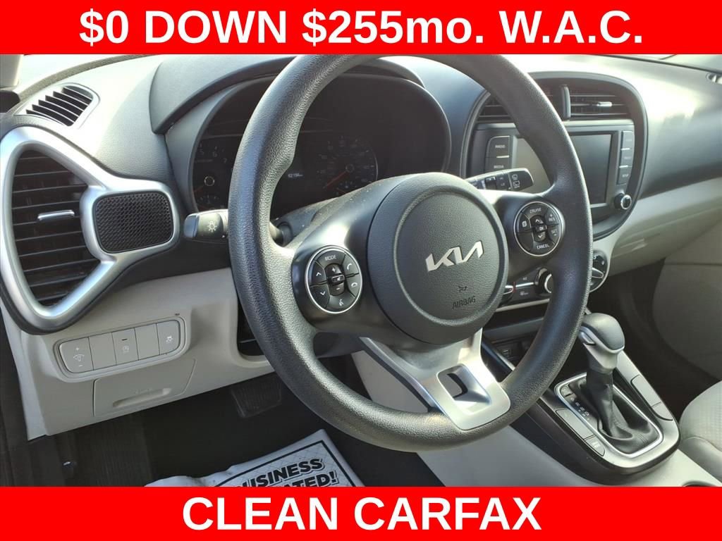 Used 2022 Kia Soul LX image 15