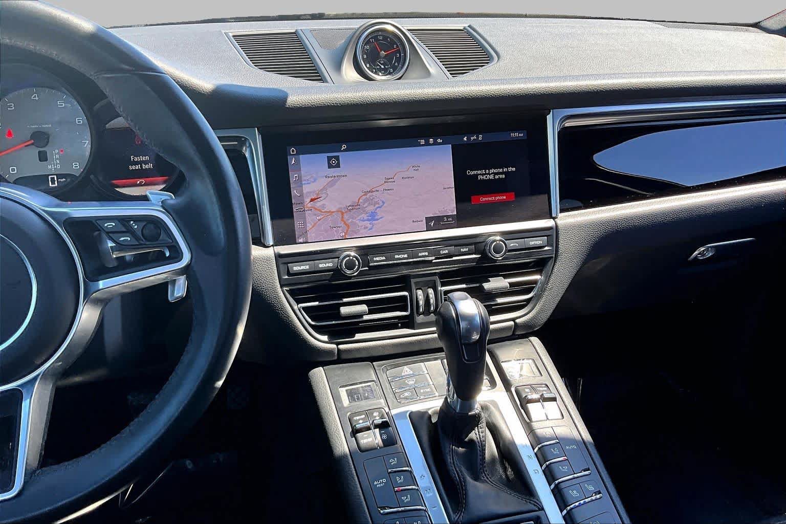 Used 2021 Porsche Macan S AWD/4WD image 7