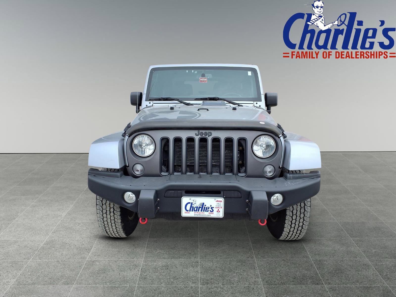 Used 2018 Jeep Wrangler Sport image 2
