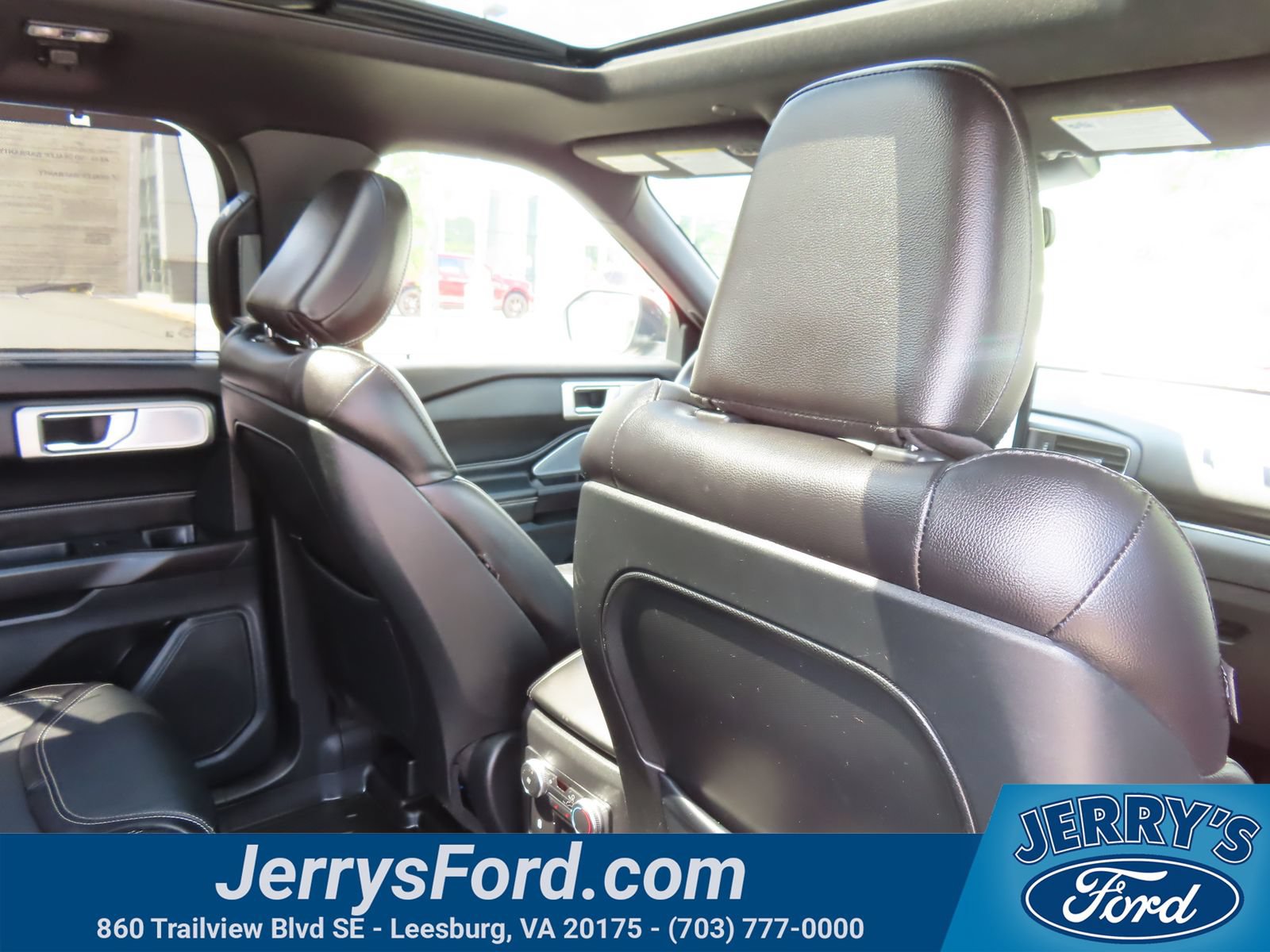 Certified 2020 Ford Explorer ST w/ Premium Technology Package AWD/4WD image 40