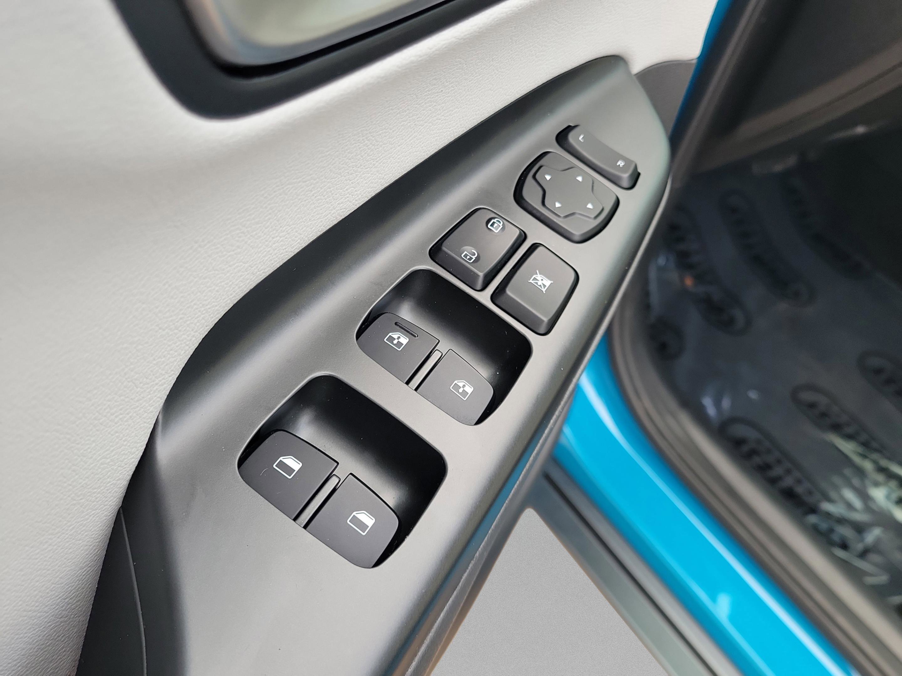 Certified 2023 Hyundai Kona Limited image 19