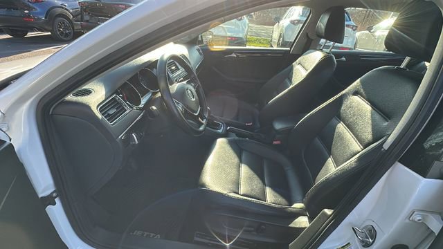 Used 2017 Volkswagen Jetta SEL image 22