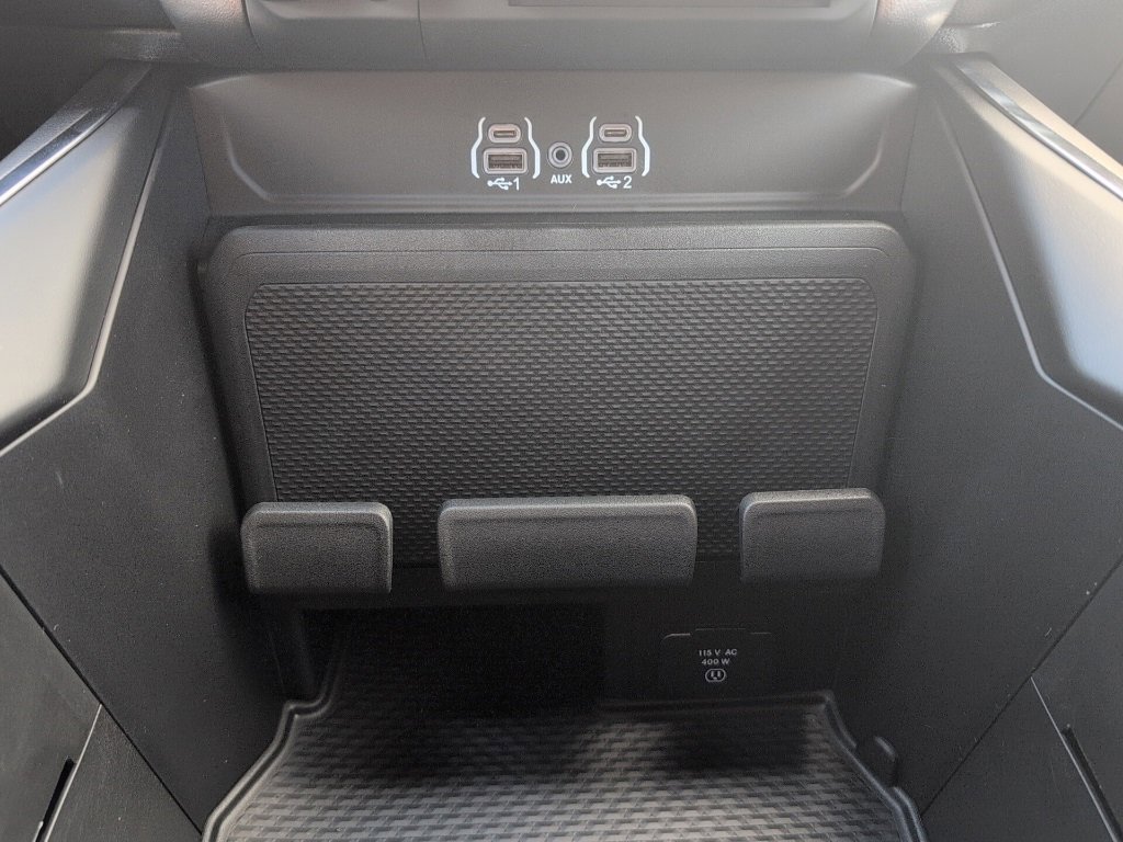 New 2025 RAM 1500 4x4 Crew Cab image 29