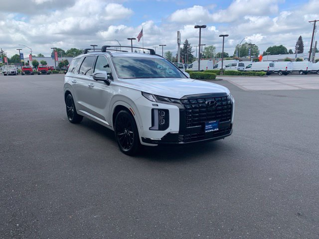 Certified 2025 Hyundai Palisade Calligraphy AWD/4WD image 13