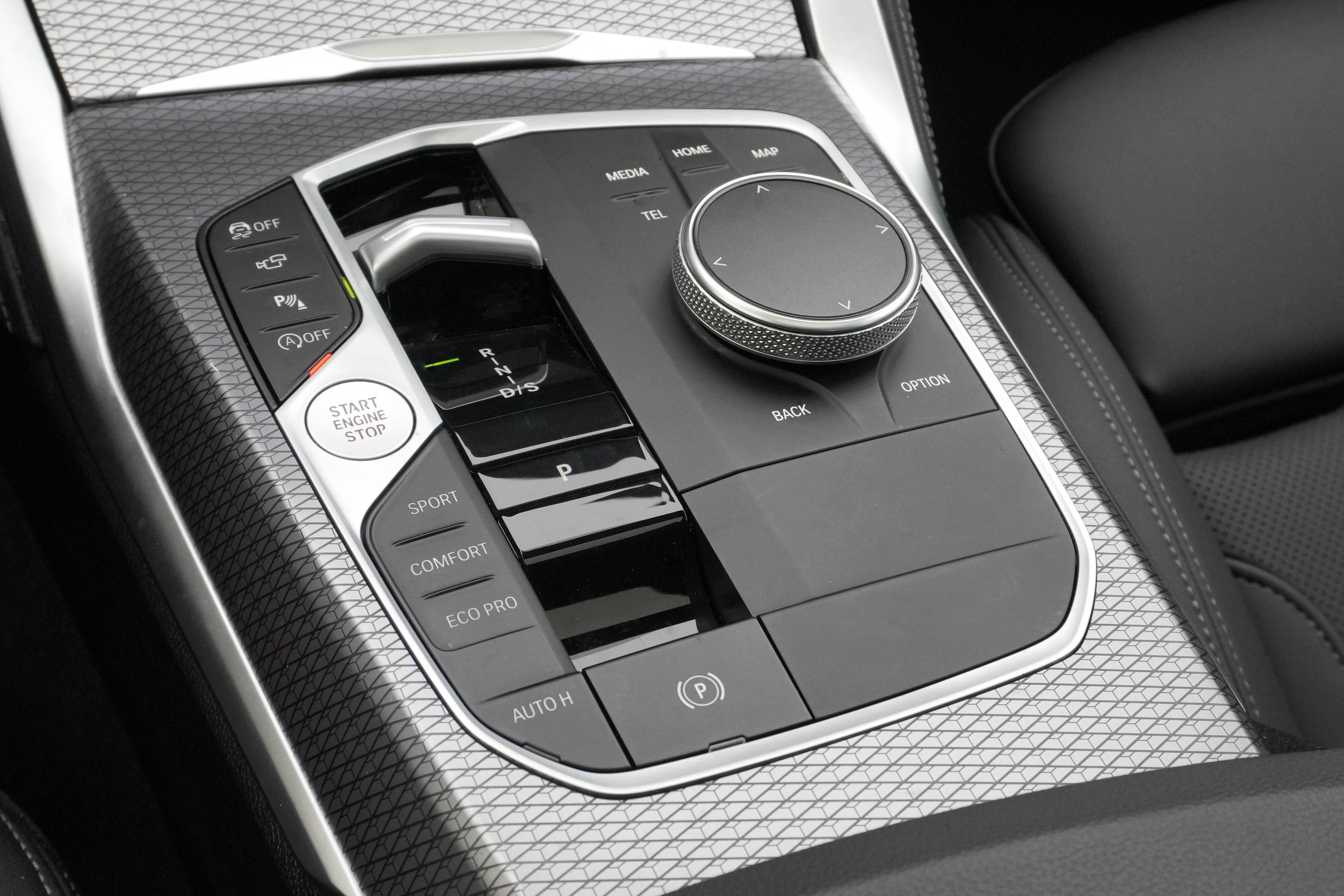 Certified 2025 BMW M440i image 26