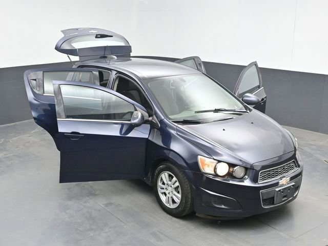 Used 2015 Chevrolet Sonic LT FWD image 45