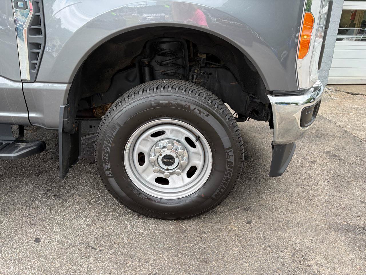 Used 2023 Ford F250 XL w/ Snow Plow Prep Package AWD/4WD image 17
