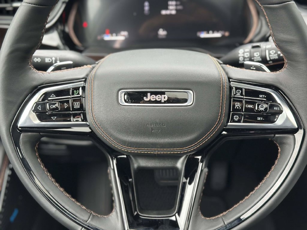 New 2027 Jeep Grand Cherokee Summit AWD/4WD image 18
