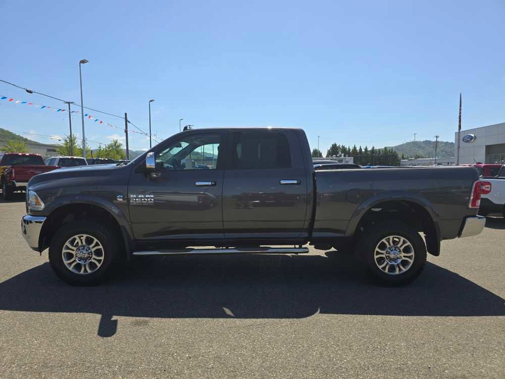 Used 2017 RAM 2500 Laramie AWD/4WD image 2