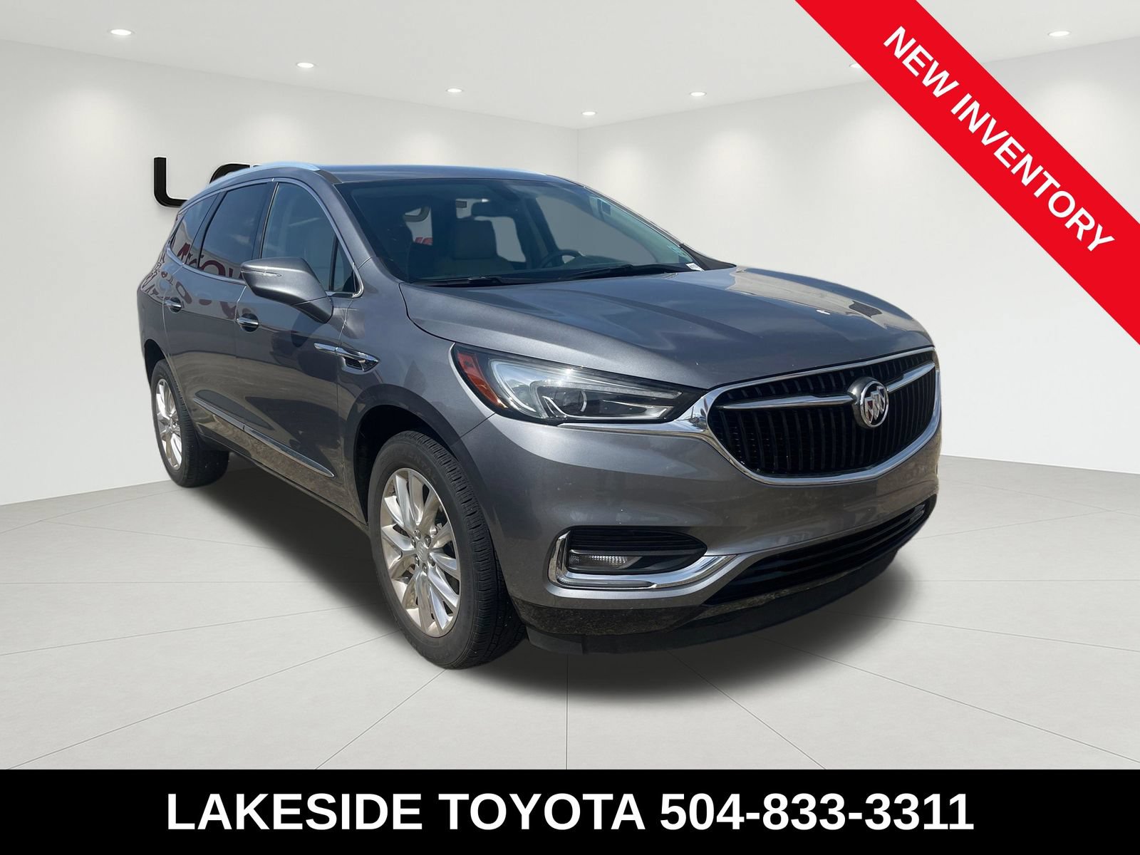 Used 2020 Buick Enclave Essence w/ Sound and Sites Package FWD image 6