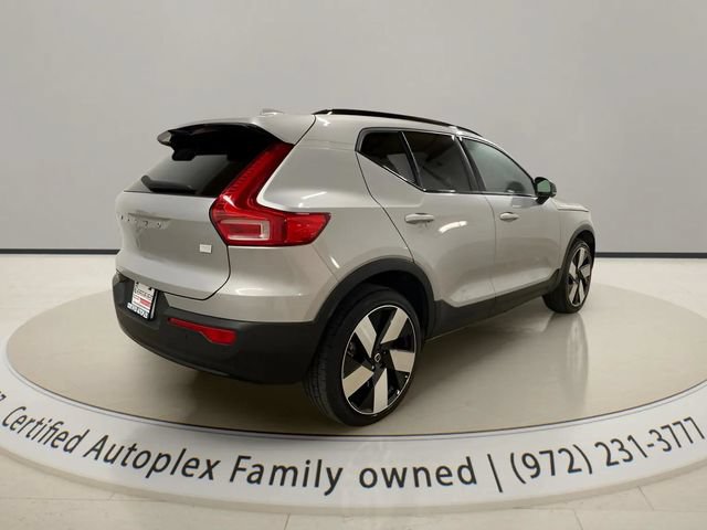 Used 2023 Volvo XC40 Recharge Ultimate AWD/4WD image 5