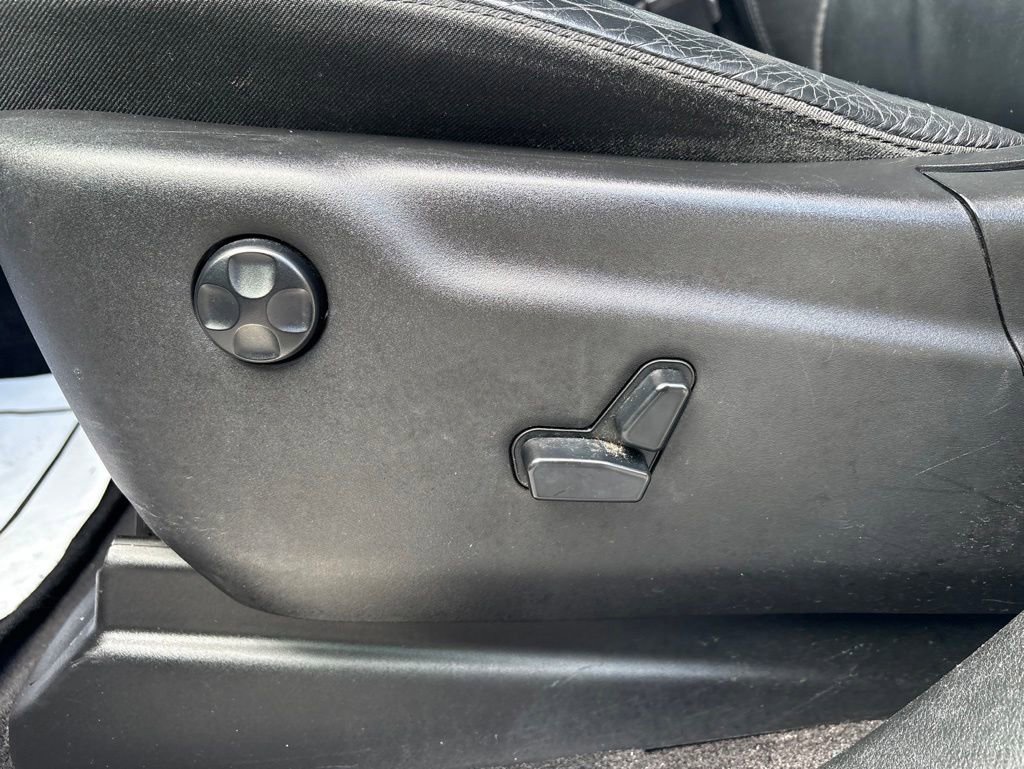 Used 2018 Jeep Grand Cherokee Limited RWD image 13