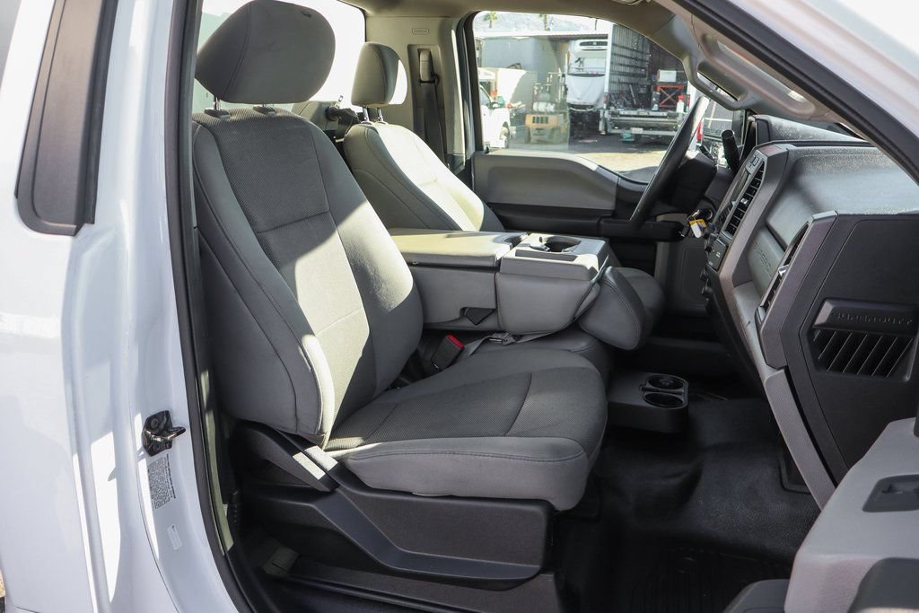 Used 2020 Ford F550 2WD Regular Cab Super Duty image 35