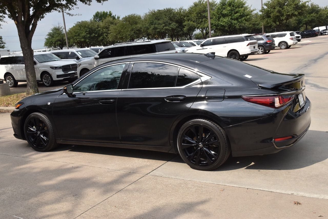 Used 2024 Lexus ES 300h F Sport w/ Accessory Package (Z1) FWD image 11