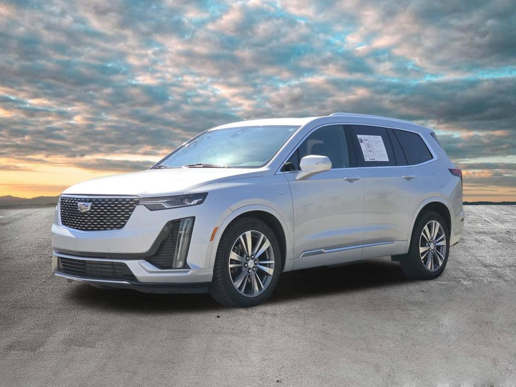 Used 2020 Cadillac XT6 Premium Luxury FWD image 4