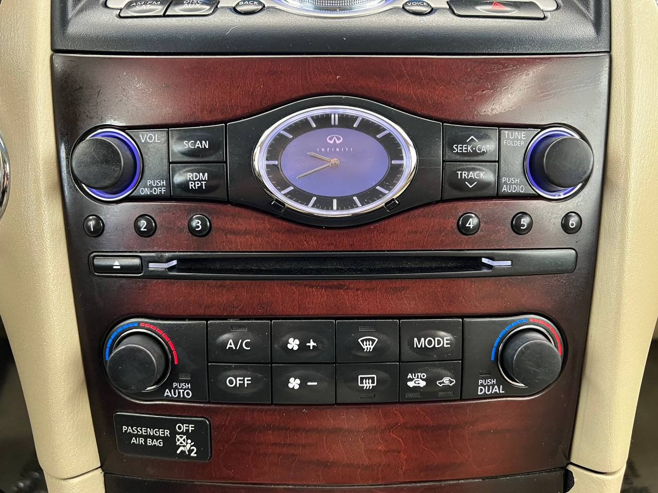 Used 2014 INFINITI QX50 Journey w/ Premium Package image 21