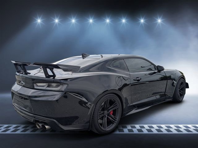 Used 2018 Chevrolet Camaro ZL1 image 3