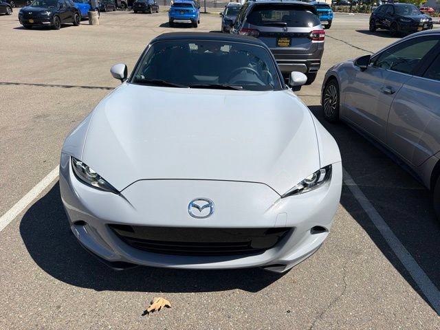 Used 2025 MAZDA MX-5 Miata Grand Touring w/ Weather Package RWD image 2
