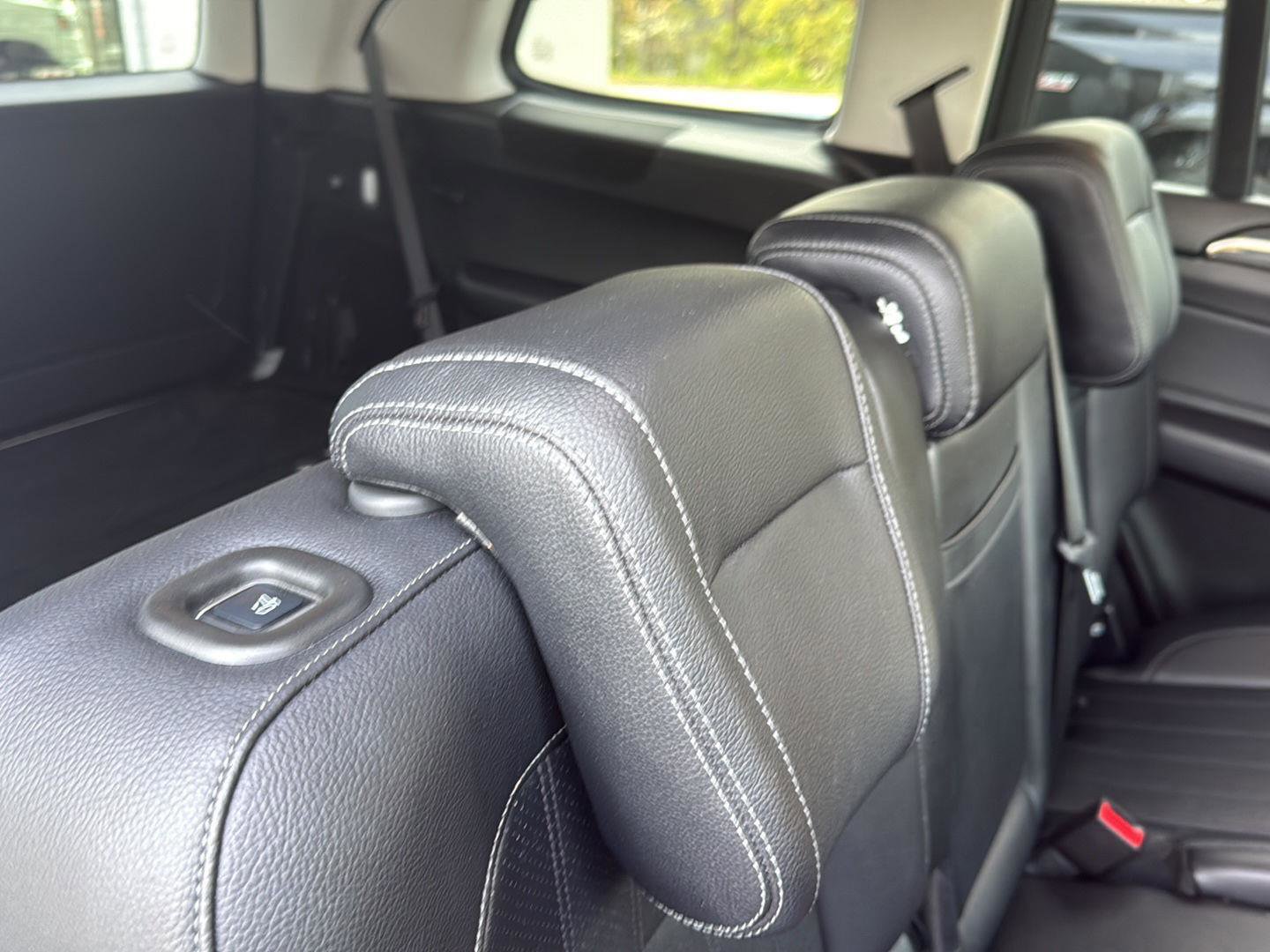 Used 2017 Mercedes-Benz GLS 450 4MATIC image 32
