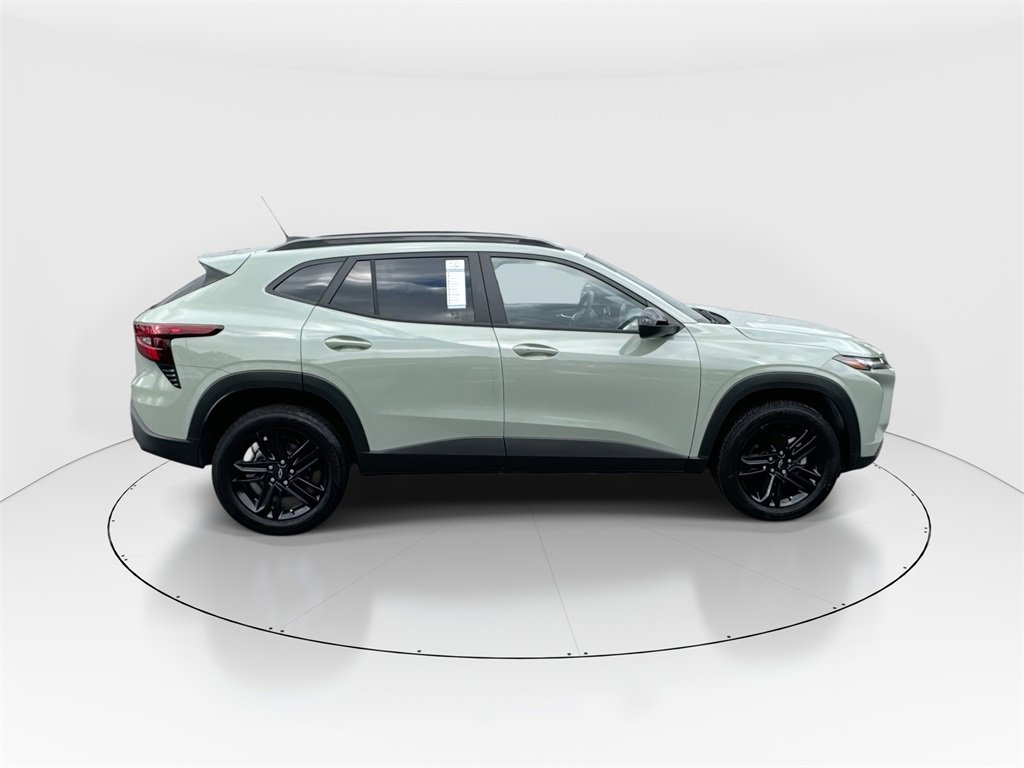 Used 2025 Chevrolet Trax ACTIV w/ Driver Confidence Package image 9