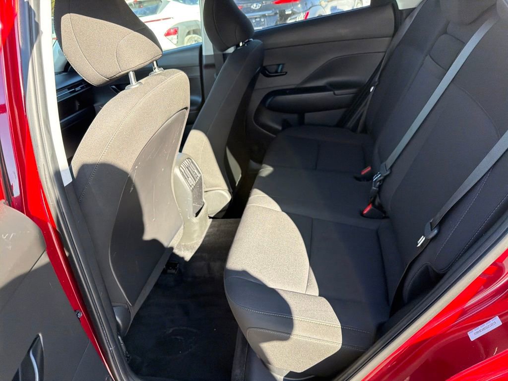 Certified 2025 Hyundai Kona SEL image 23