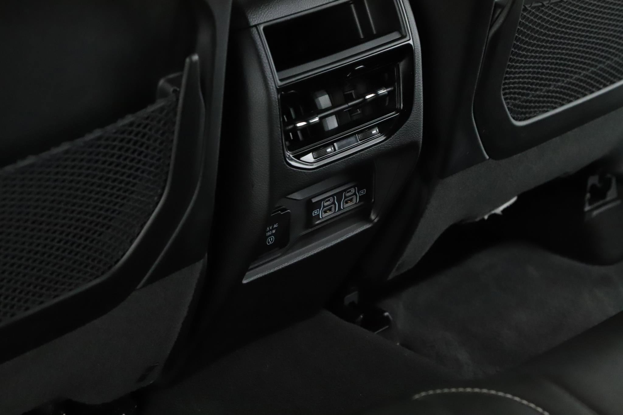 Used 2024 Jeep Grand Cherokee Altitude image 6