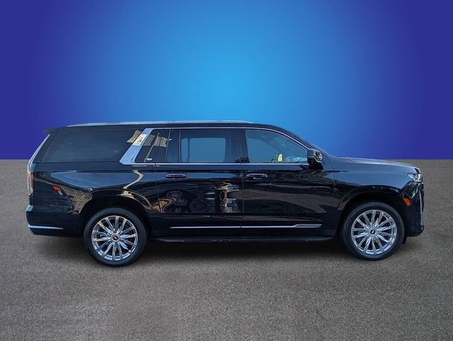 Used 2023 Cadillac Escalade ESV Premium Luxury AWD/4WD image 6