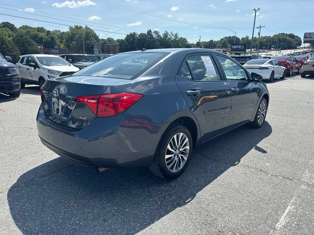 Used 2017 Toyota Corolla XLE w/ Carpet Mat Package (TMS) FWD image 3