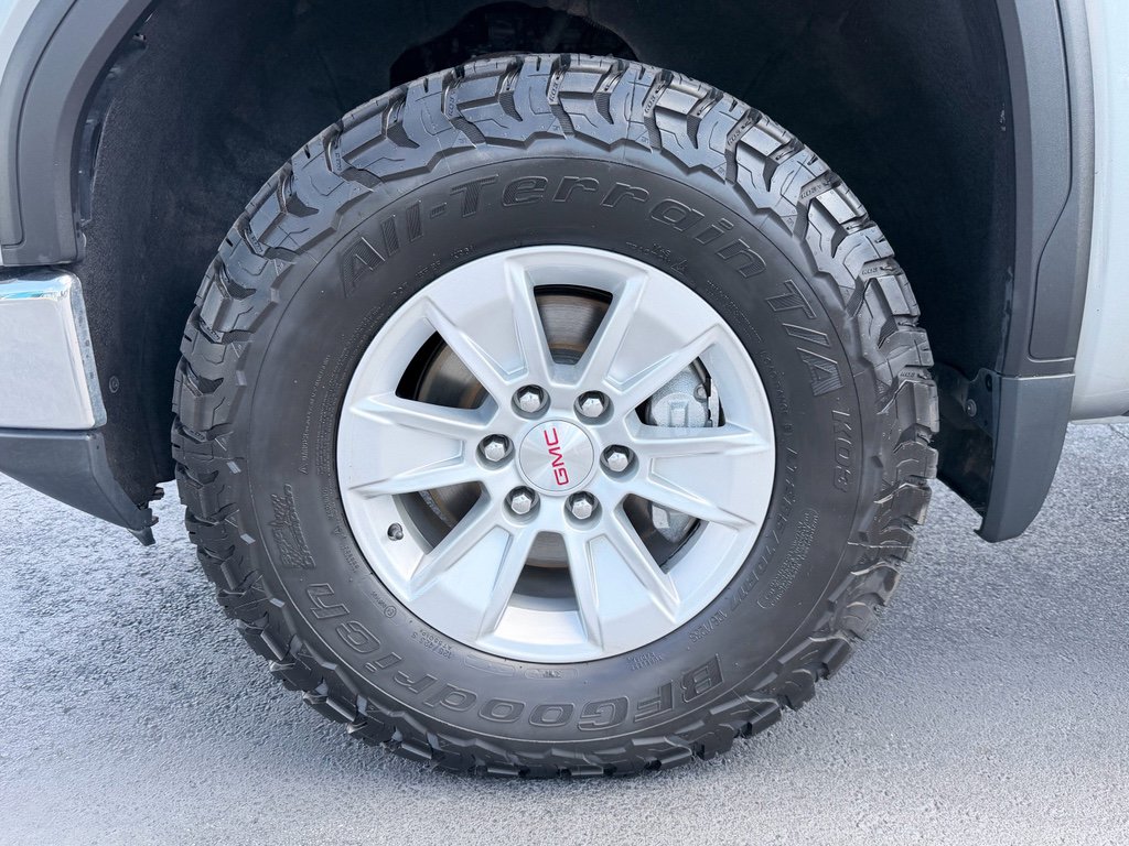 Used 2024 GMC Sierra 1500 SLE image 30