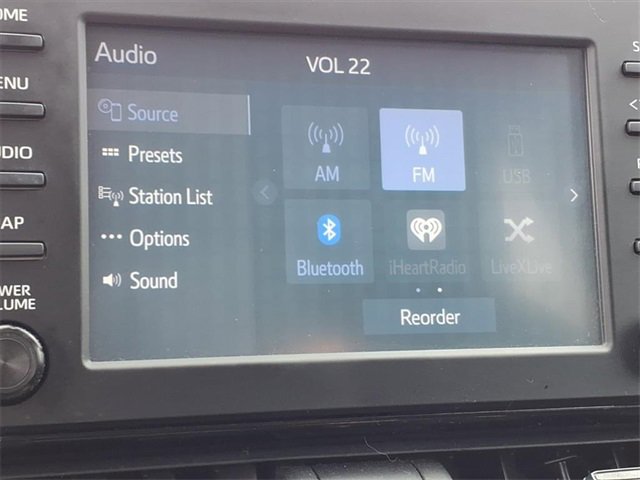 Used 2019 Toyota RAV4 LE image 5