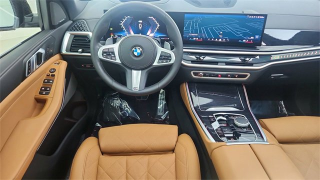 Used 2025 BMW X5 sDrive40i w/ M Sport Package image 38