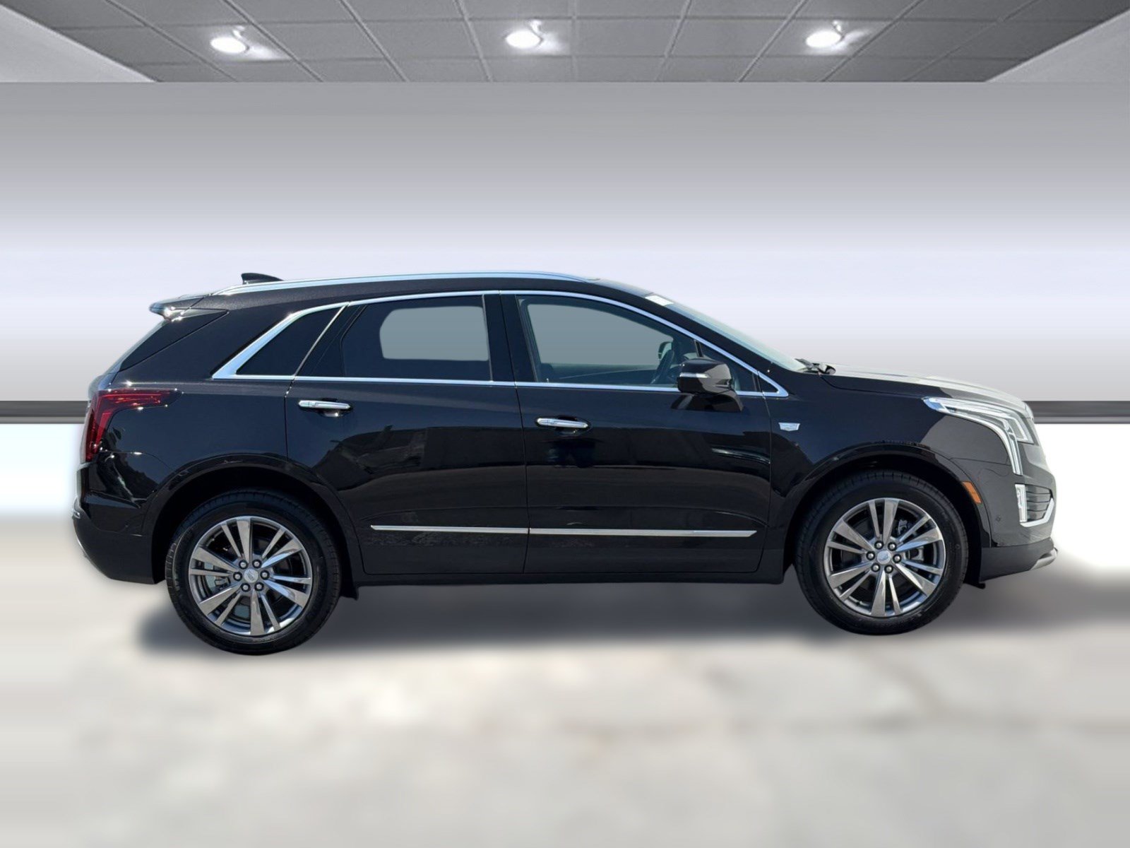 New 2026 Cadillac XT5 Premium Luxury w/ Driver Assist Package FWD image 7