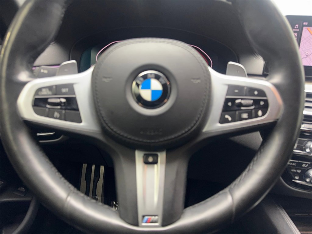 Used 2020 BMW M550i xDrive w/ Executive Package image 58