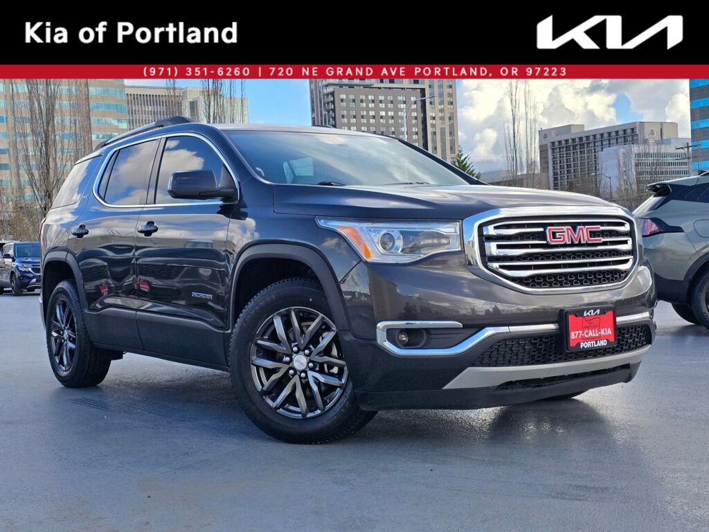 Used 2017 GMC Acadia SLT image 1