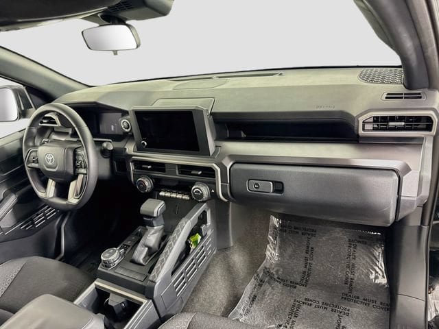 Certified 2026 Toyota 4Runner SR5 AWD/4WD image 30