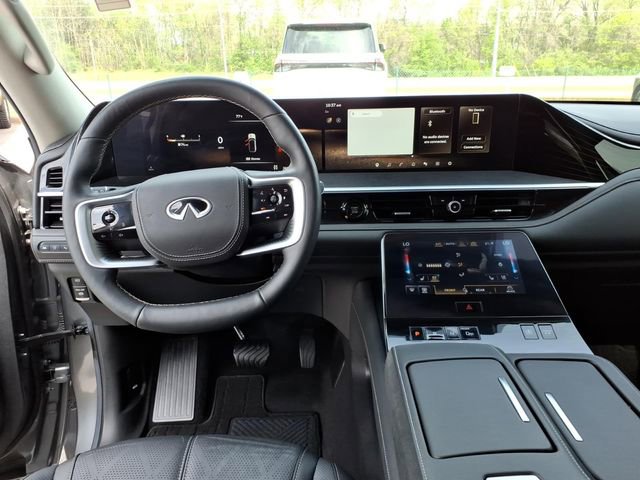 Used 2025 INFINITI QX80 Sensory image 7