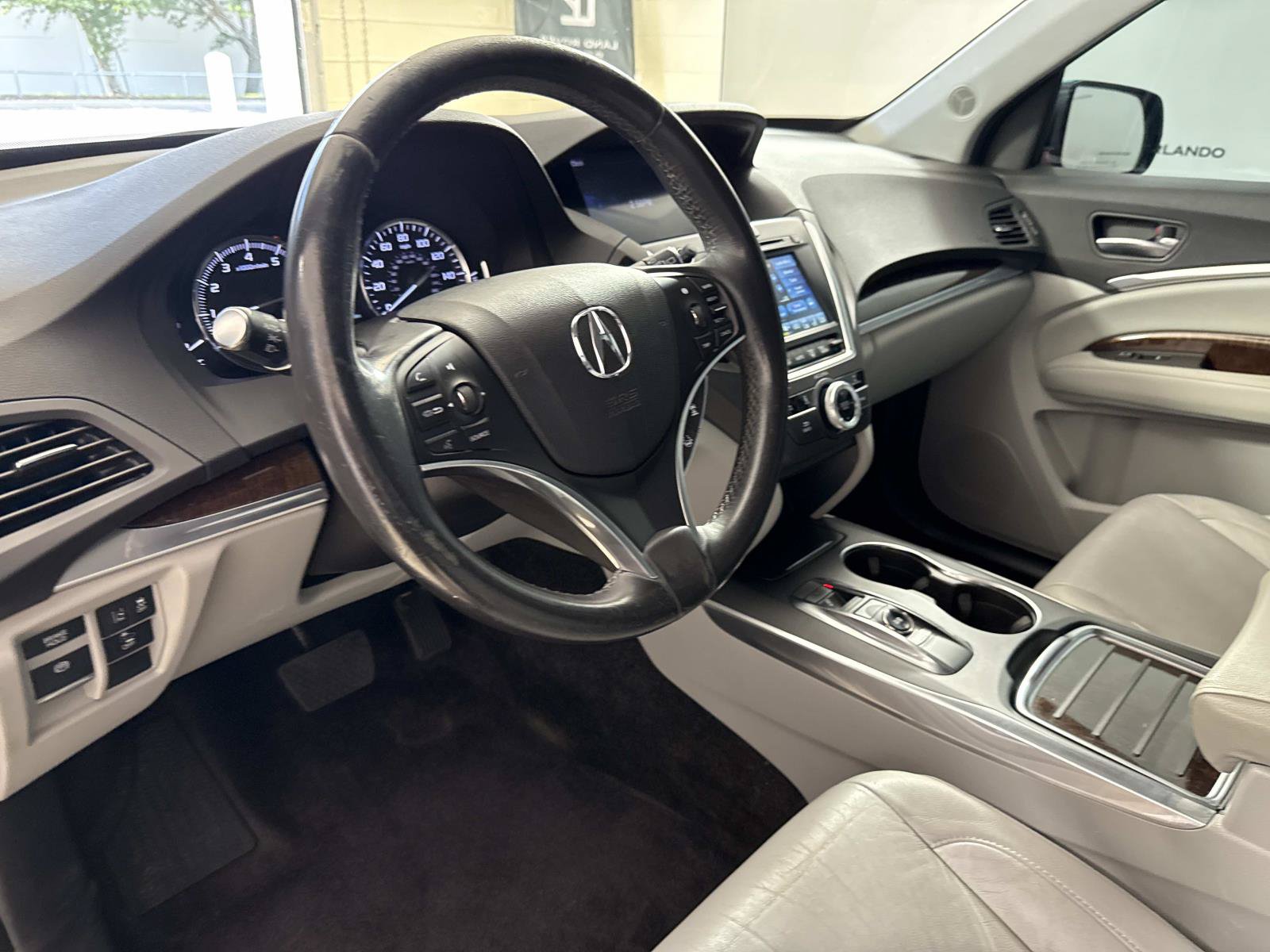 Used 2018 Acura MDX FWD image 18