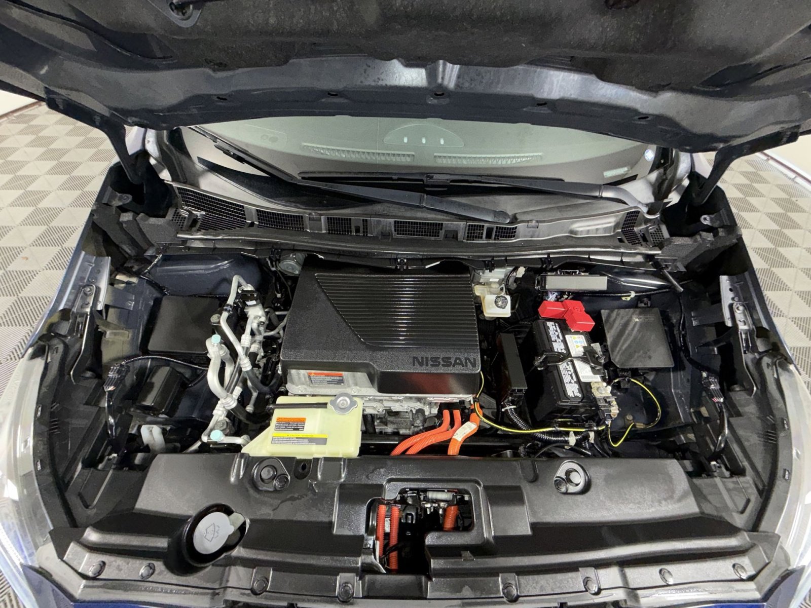 Used 2018 Nissan Leaf SL w/ SL Technology Package image 27