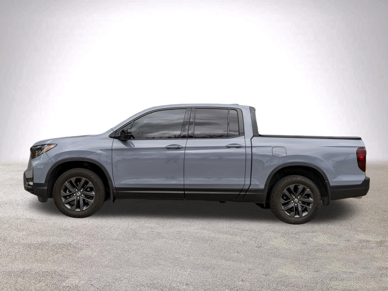 Used 2023 Honda Ridgeline Sport image 6