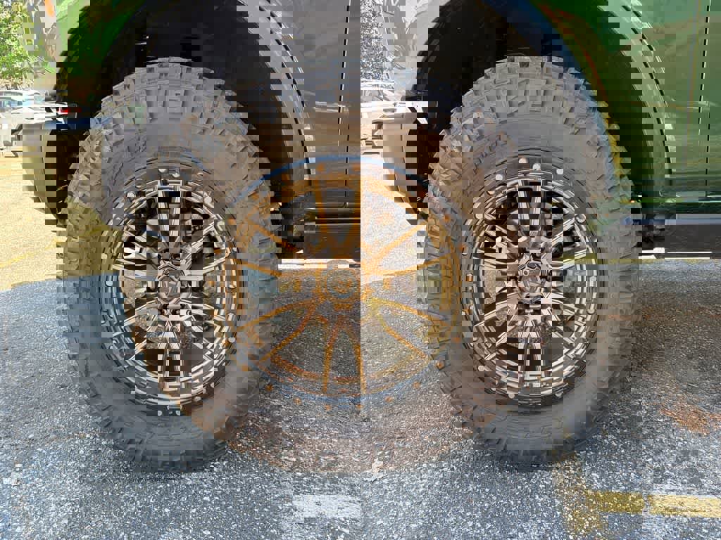 Used 2024 Ford Bronco Black Diamond image 7