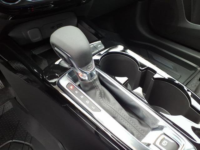 New 2026 Chevrolet Trax LT w/ Sunroof Package FWD image 9