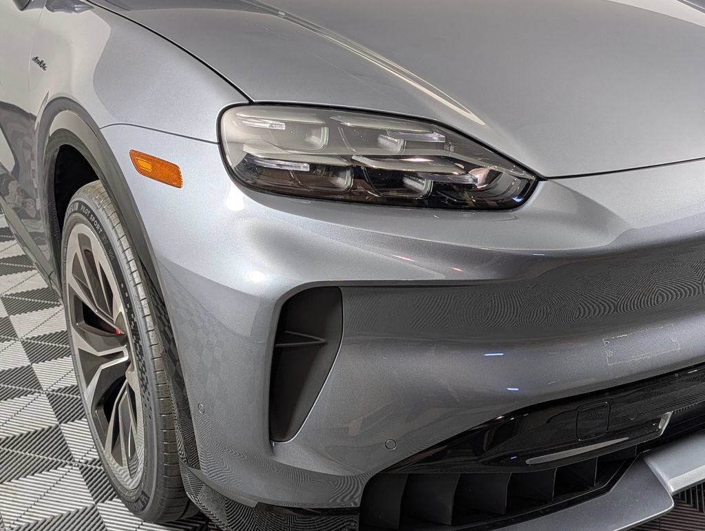 New 2026 Porsche Cayenne S AWD/4WD image 15