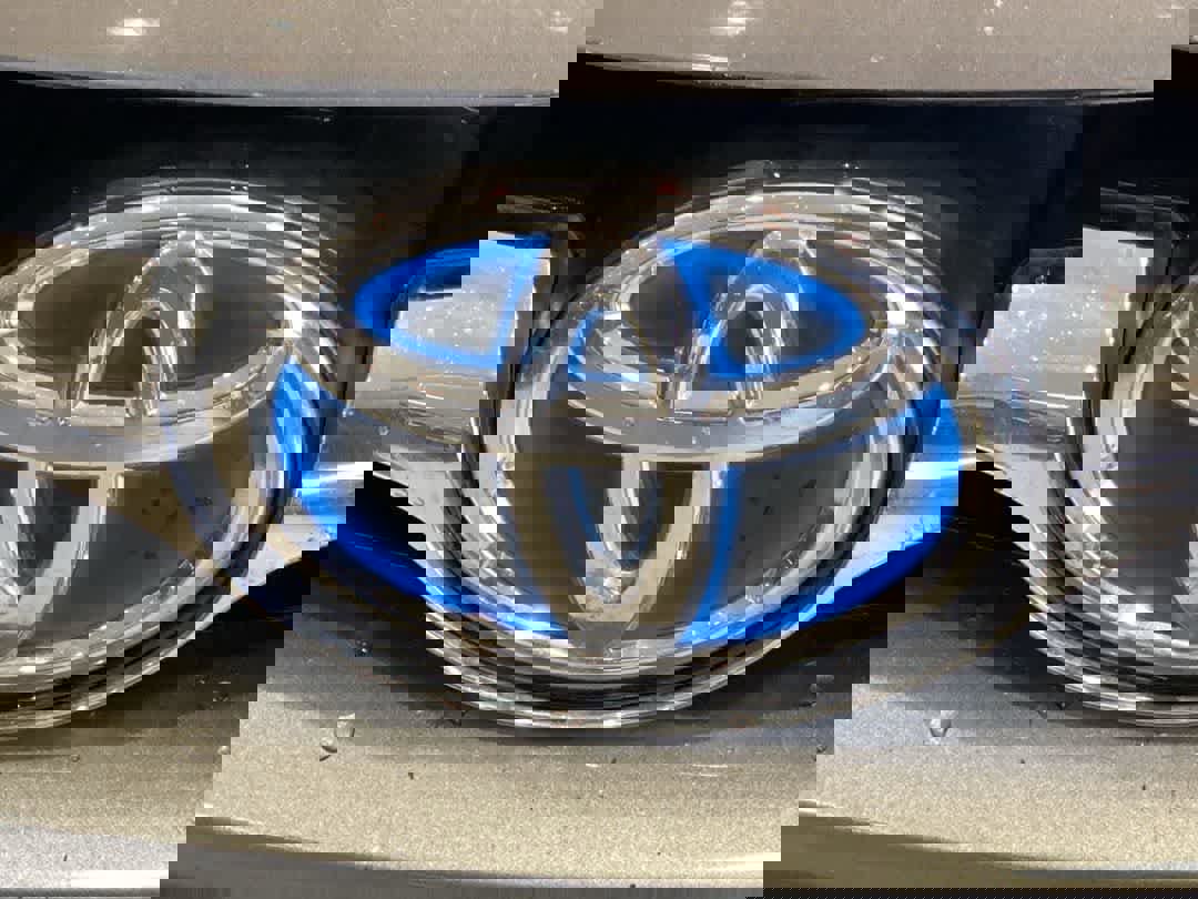 Used 2017 Toyota Camry XLE w/ Moonroof Package image 10